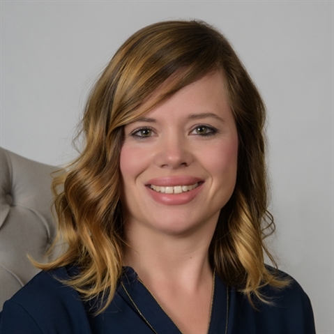 Angie Muth
