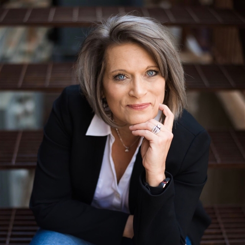 Jackie Fischer